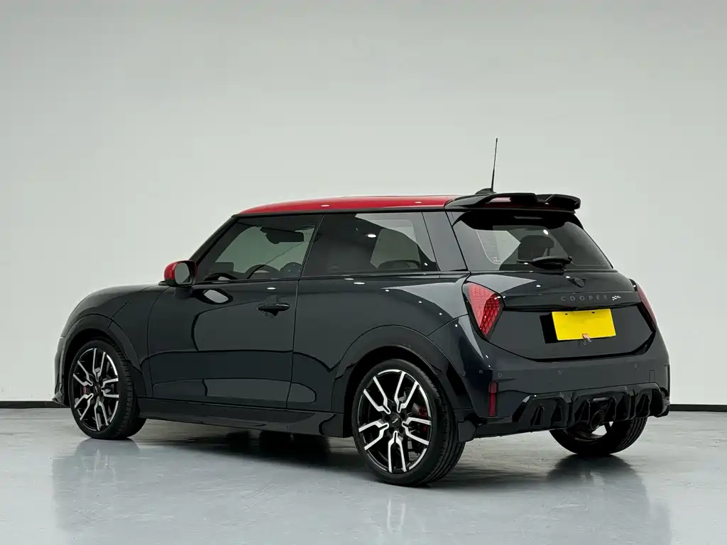 JCW 2025 John Cooper works купить на сайте DeffCars