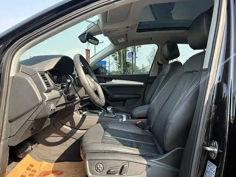 Audi Q5L 2020 40 TFSI enjoys fashionable style купить на сайте DeffCars