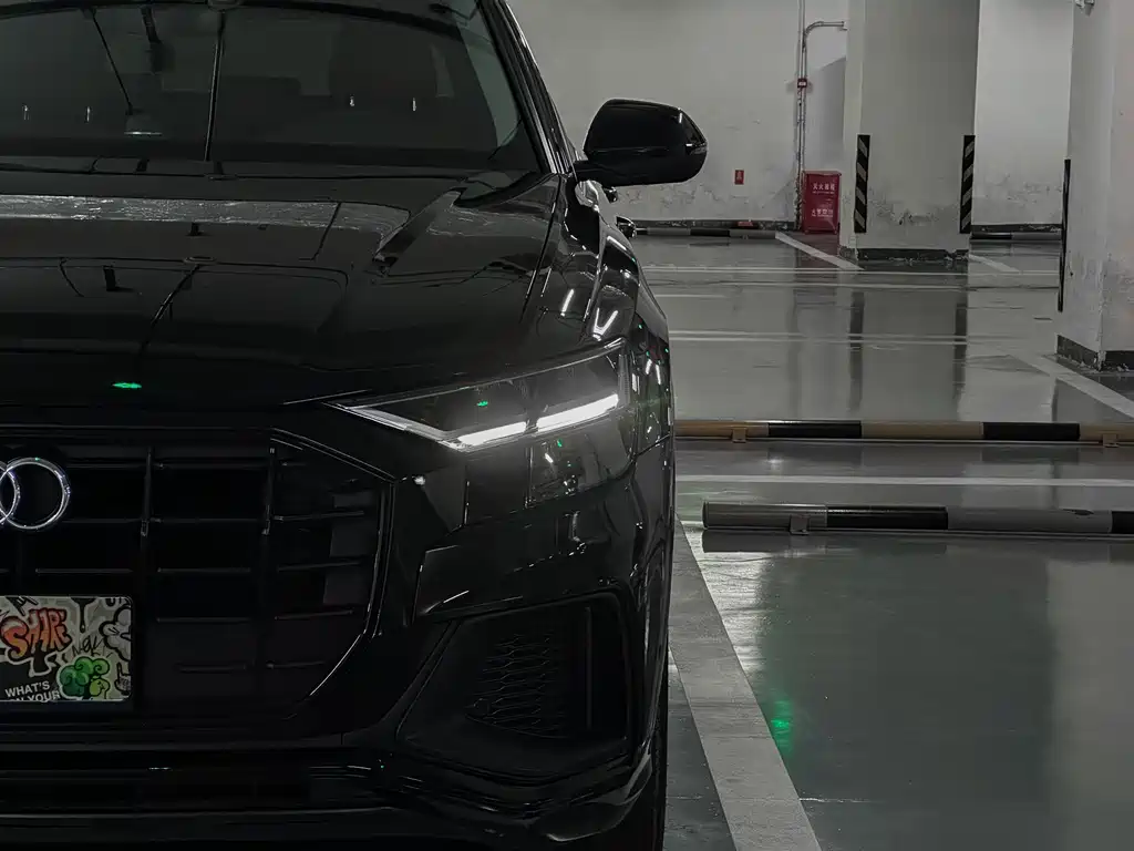Audi Q8 2021 55 TFSI luxury and dynamic model купить на сайте DeffCars