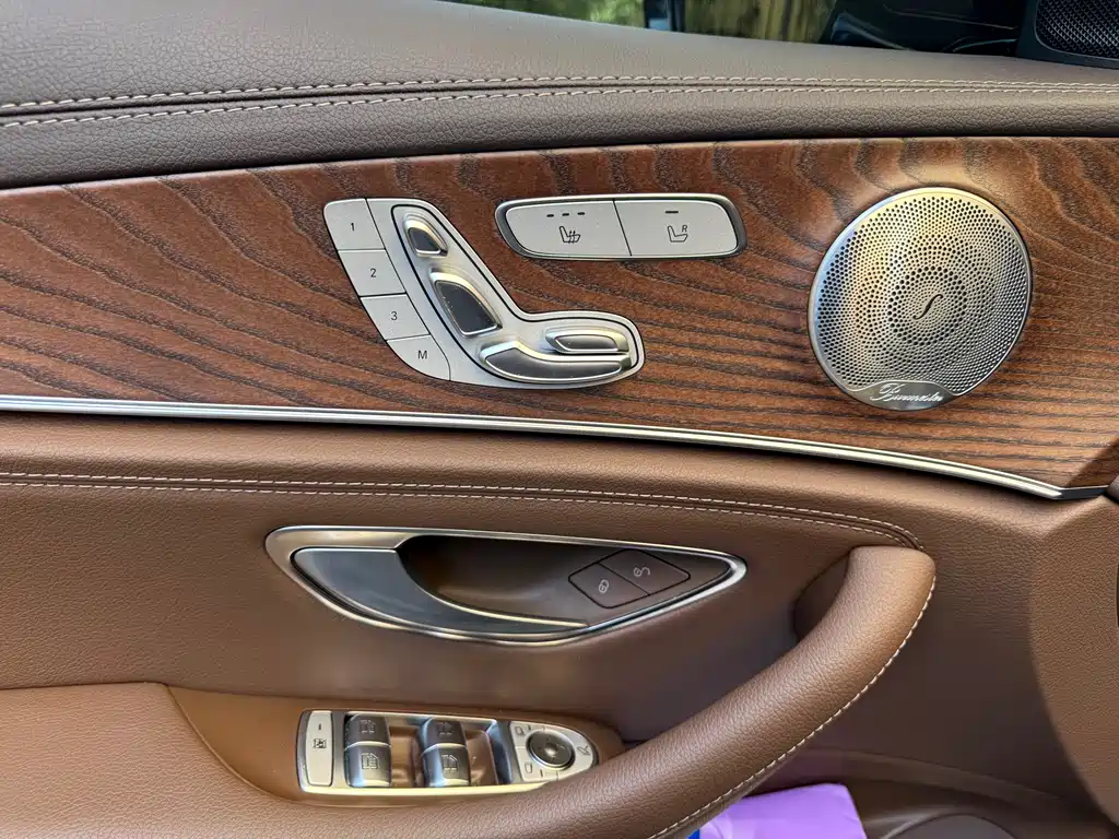 Mercedes-Benz E-Class 2023 E 300 L Luxury Model купить на сайте DeffCars