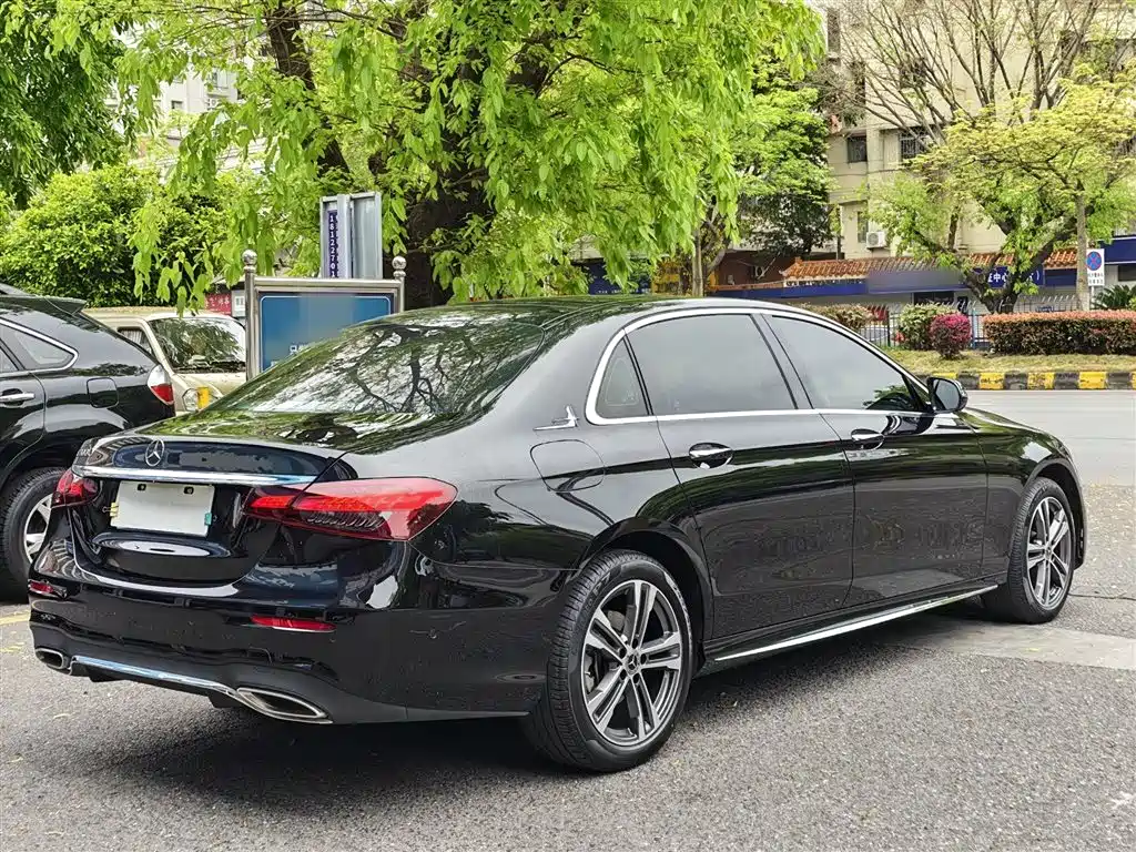 Mercedes-Benz E-Class 2022 facelift E 260 L sporty купить на сайте DeffCars