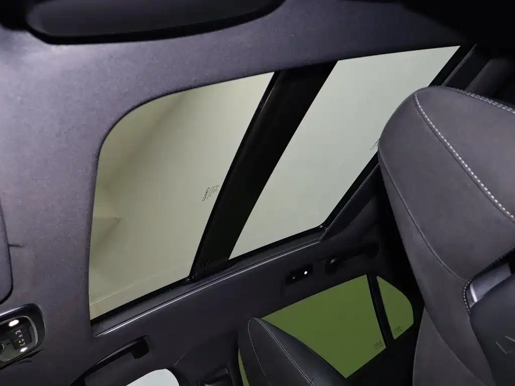 Lynk & Co 03 2022 2.0TD DCT Pro купить на сайте DeffCars