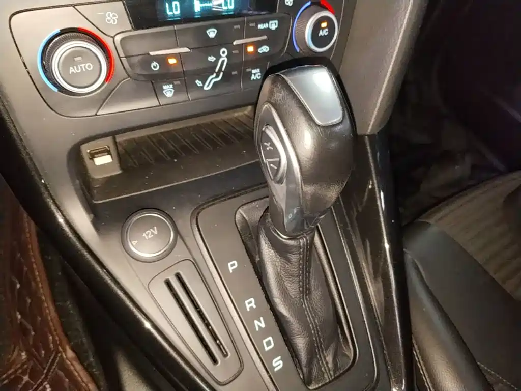 Focus 2017 Three-Car 1.6L Automatic Stylish Senova Zhixing Edition купить на сайте DeffCars