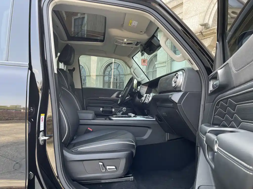 Tank 300 2021 Off-Road Version 2.0T Conqueror купить на сайте DeffCars