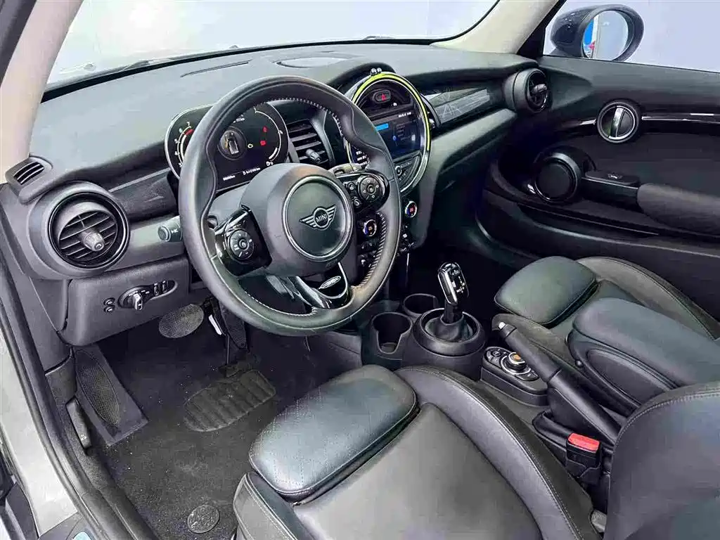 MINI 2021 1.5T COOPER Artist купить на сайте DeffCars