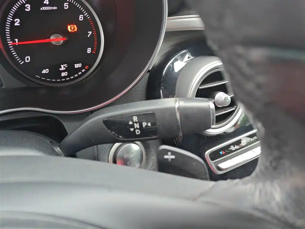 Mercedes-Benz GLC 2018 GLC 200 4MATIC купить на сайте DeffCars