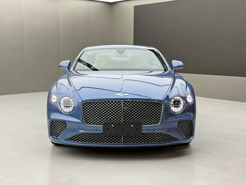 Continental 2022 4.0T GT V8 купить на сайте DeffCars