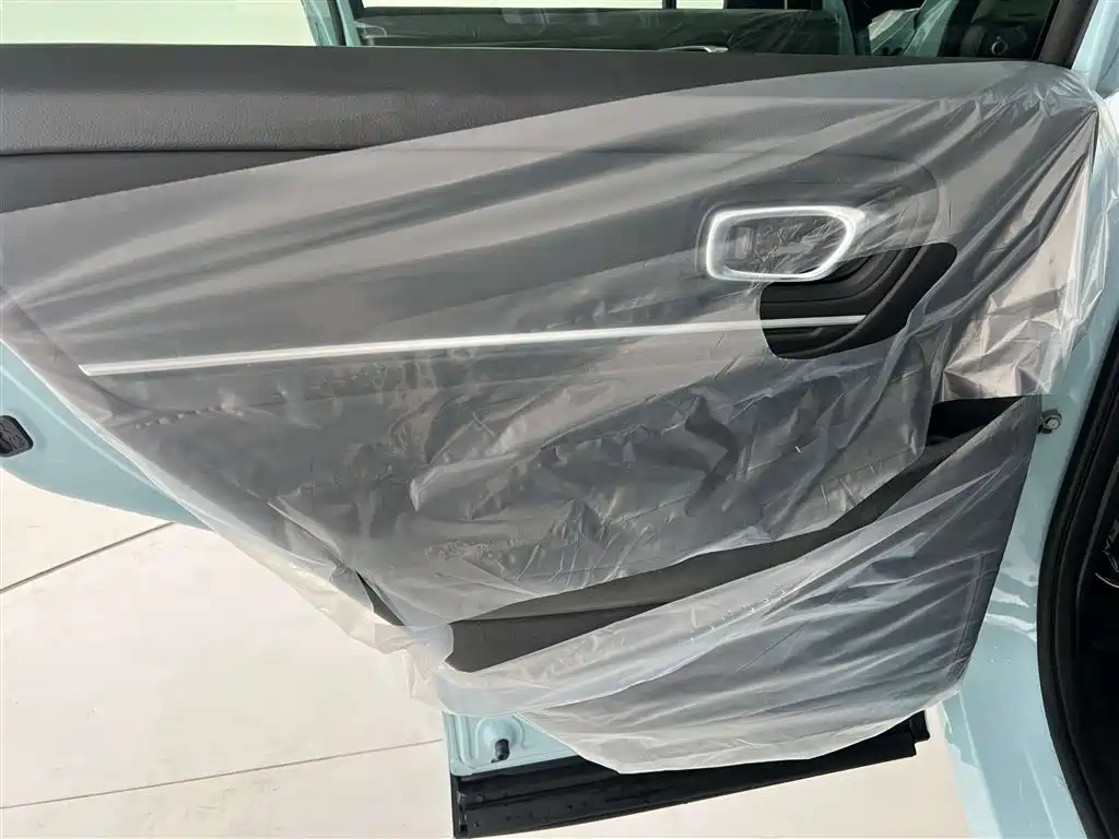 e:NP1 Jipai 1 2023 model 420km Jianji version купить на сайте DeffCars