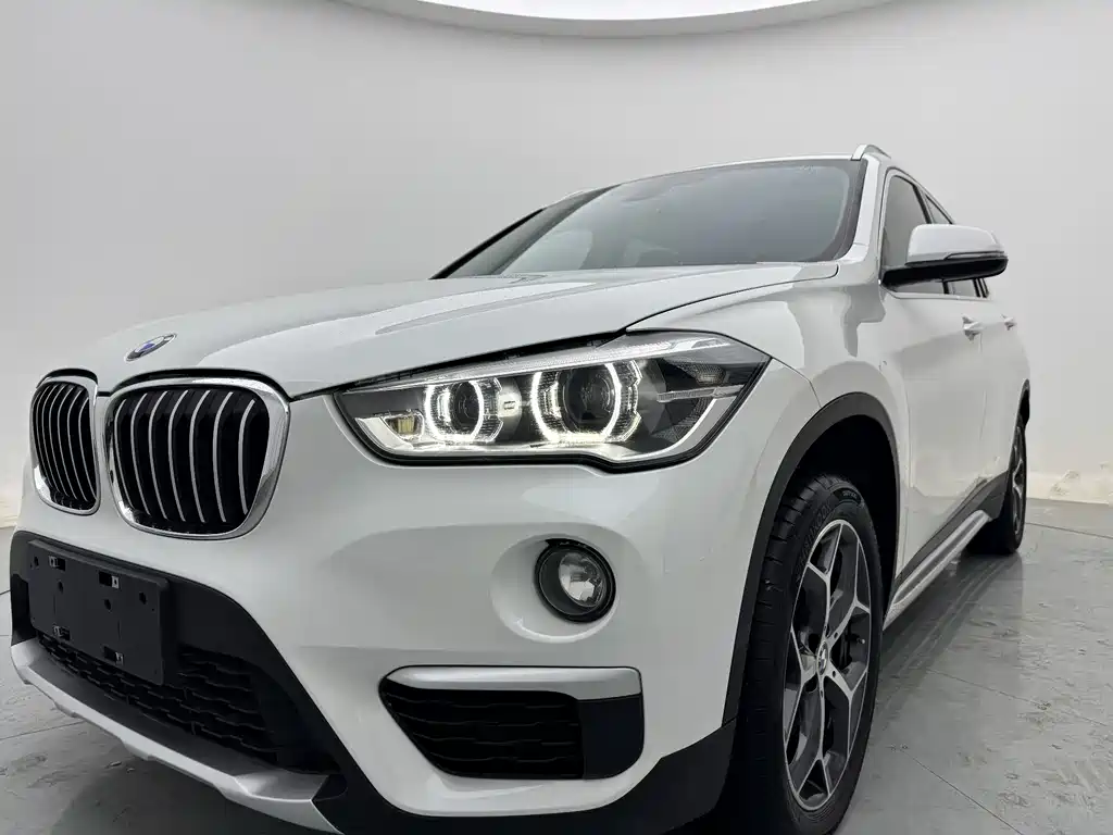 BMW X1 2019 xDrive20Li Exclusive Model купить на сайте DeffCars