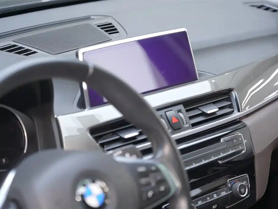 BMW X1 2019 xDrive20Li Exclusive Model купить на сайте DeffCars