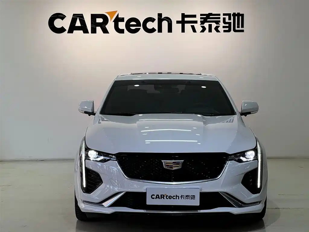 Cadillac CT4 2020 28T Fashion Model купить на сайте DeffCars