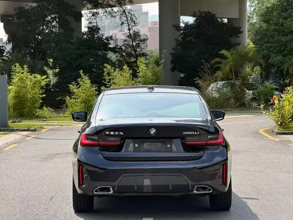 BMW 3 Series 2023 320Li M Sports Package купить на сайте DeffCars