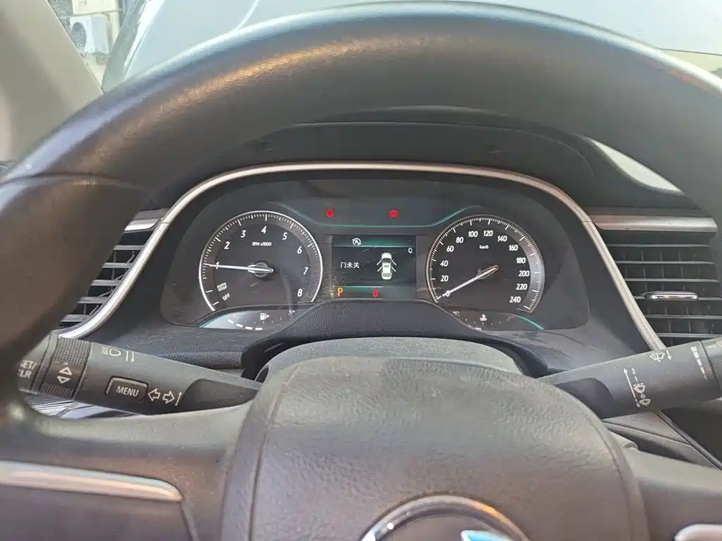 Yinglang 2015 15N automatic elite type купить на сайте DeffCars