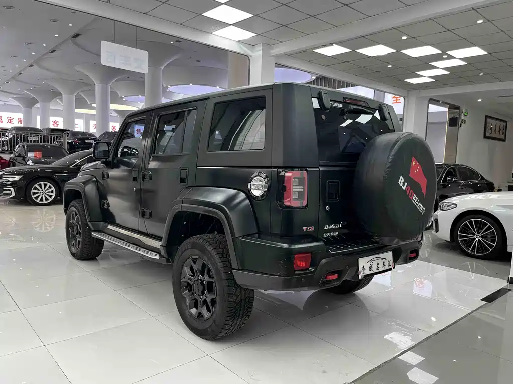 Beijing Off-Road BJ40 2021 2.0D Automatic Four-wheel Drive Blade Hero Edition Knight Type (front and rear electronically controlled locks) купить на сайте DeffCars