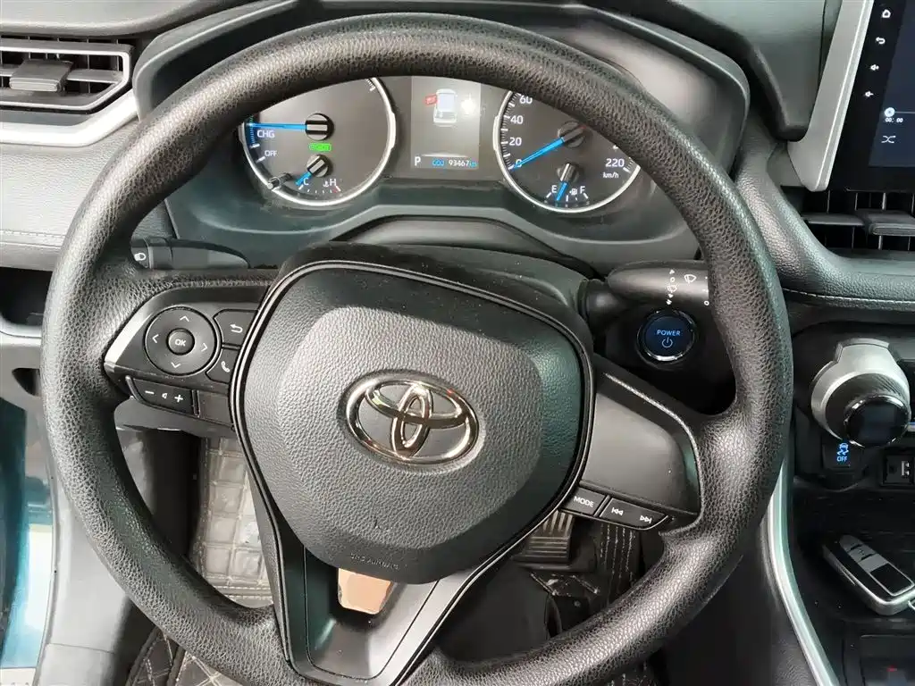 Wilanda 2022 facelift dual engine 2.5L E-CVT two-wheel drive leading version купить на сайте DeffCars