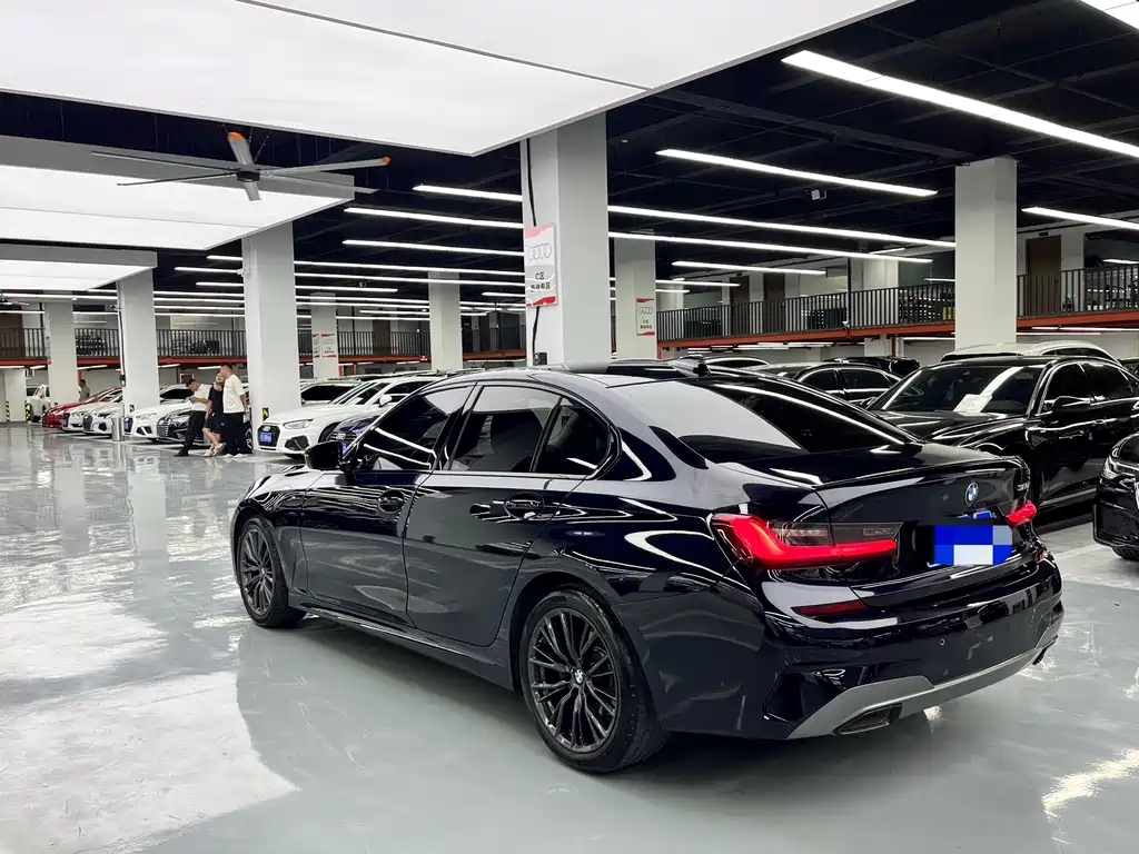 BMW 3 Series 2021 325i M Sports Night Package купить на сайте DeffCars