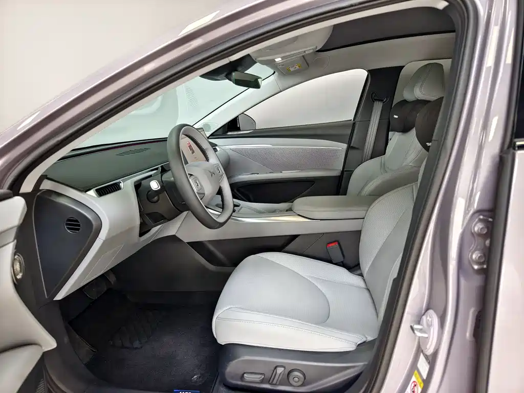 Xpeng MONA M03 2025 model 600 long battery life Max купить на сайте DeffCars