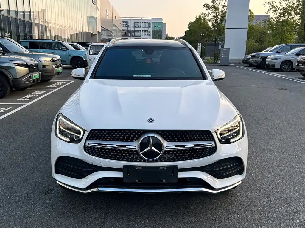 Mercedes-Benz GLC 2020 facelift GLC 260 L 4MATIC luxury model купить на сайте DeffCars