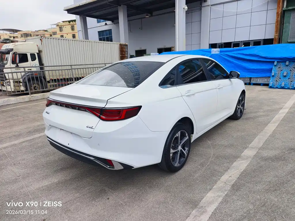 Emgrand L 2022 1.4T CVT flagship model купить на сайте DeffCars