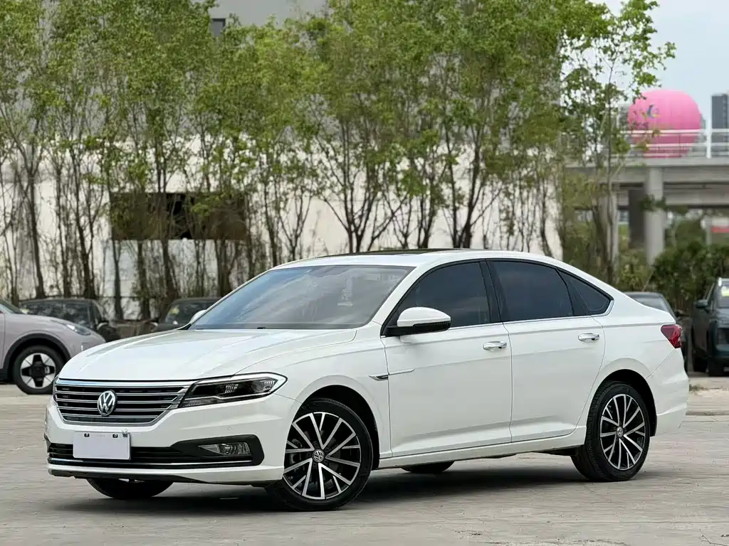 Lavida 2019 280TSI DSG Deluxe Edition National VI купить на сайте DeffCars