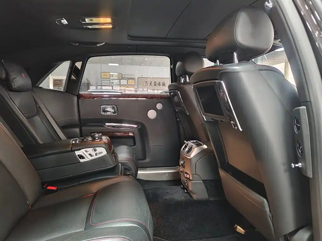 Ghost 2014 6.6T extended version купить на сайте DeffCars