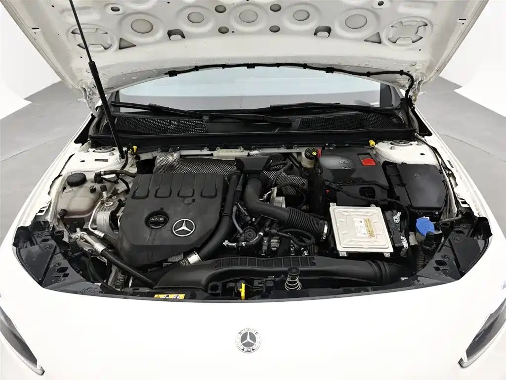 Mercedes-Benz A-Class 2021 A 200 L Sports Sedan Dynamic Type купить на сайте DeffCars
