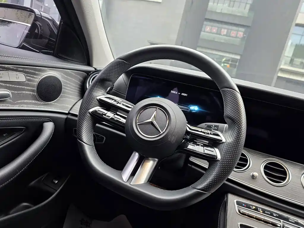 Mercedes-Benz E-Class 2022 facelift E 300 L sporty and stylish купить на сайте DeffCars