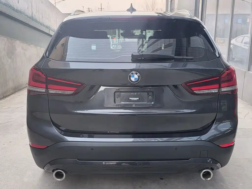 BMW X1 2021 sDrive25Li Leading Model купить на сайте DeffCars
