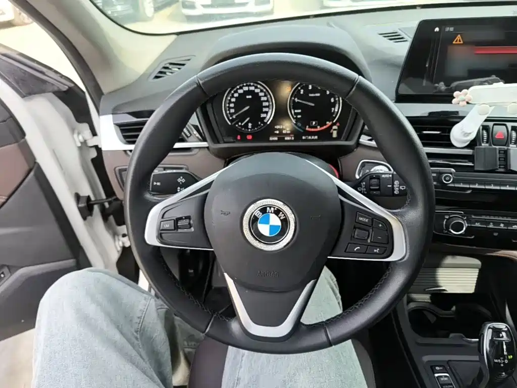 BMW X1 2021 facelift sDrive20Li fashionable model купить на сайте DeffCars