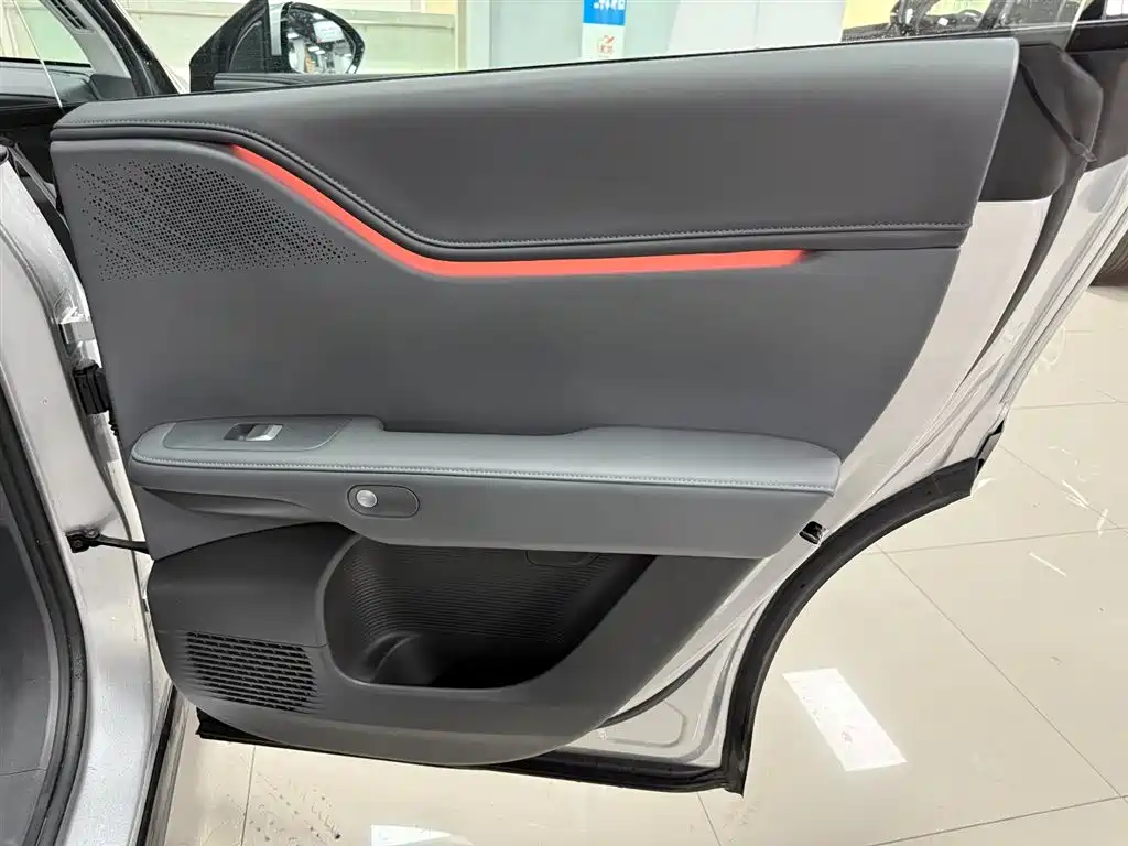 Xpeng G6 2025 model 625 long battery life Max flagship version купить на сайте DeffCars