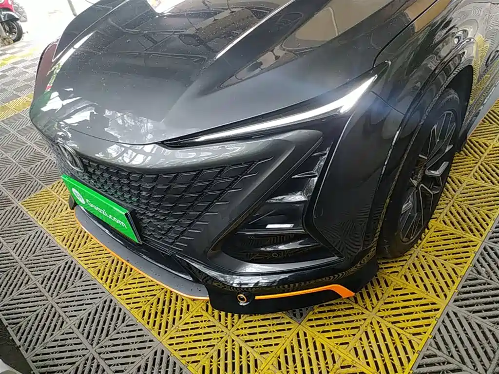 Changan UNI-T 2022 1.5T exclusive model купить на сайте DeffCars