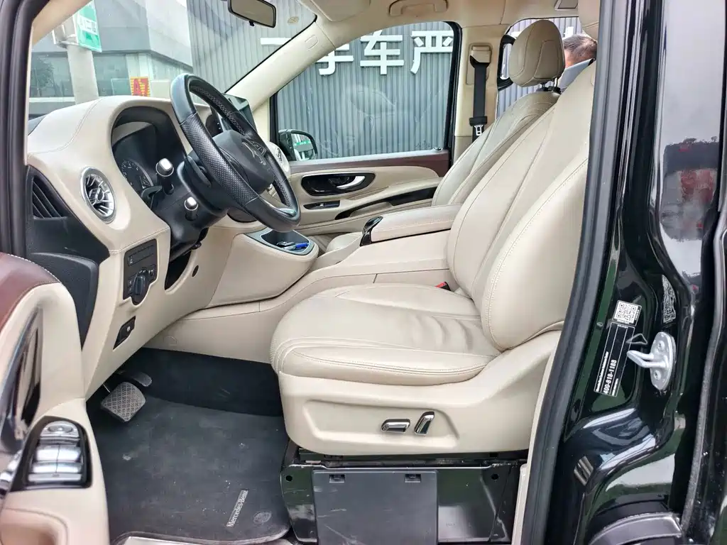 Vito 2021 2.0T Business Edition 7 seats купить на сайте DeffCars