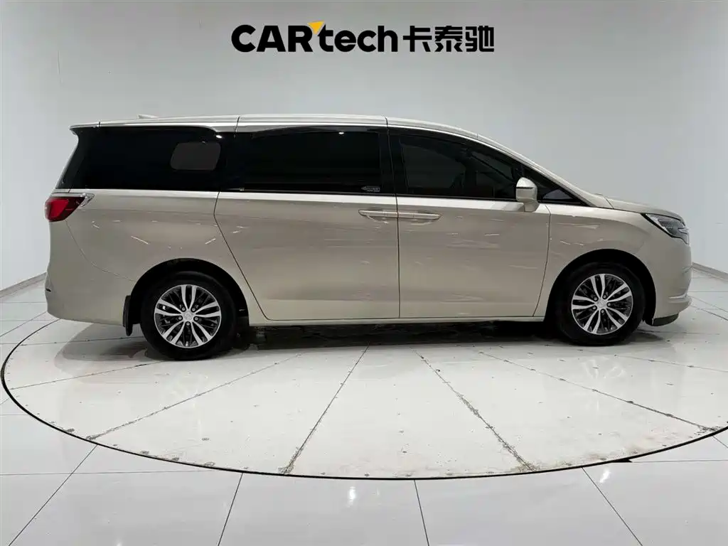Buick GL8 2021 ES Lu Zun 653T Exclusive model купить на сайте DeffCars