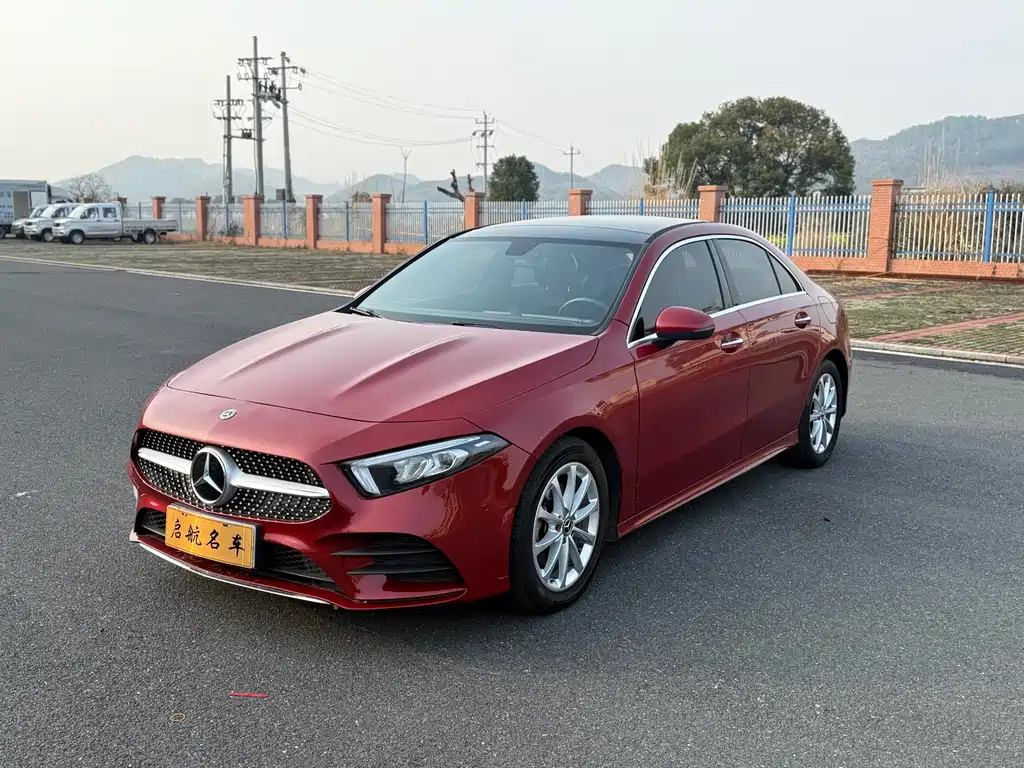 Mercedes-Benz A-Class 2019 A 200 L Sports Sedan купить на сайте DeffCars