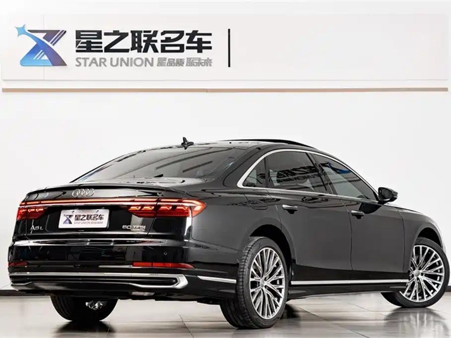 Audi A8 2023 A8L 50 TFSI quattro Premium Selection купить на сайте DeffCars