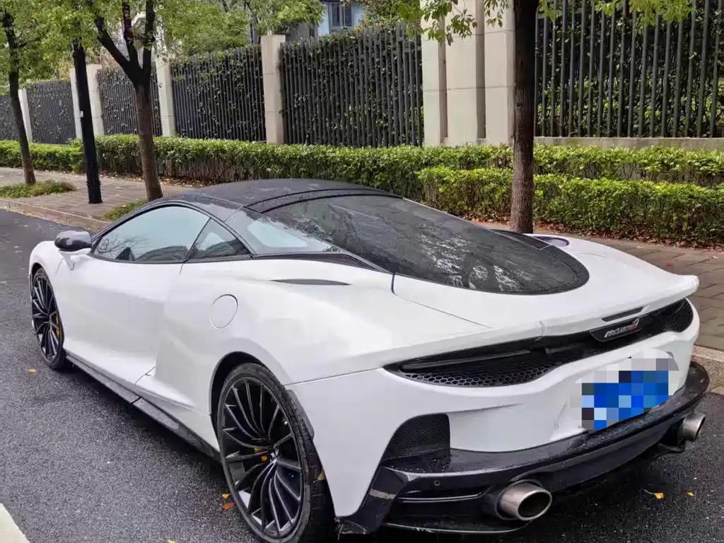 McLaren GT 2022 4.0T standard model купить на сайте DeffCars
