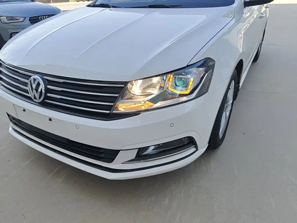 Gran Lavida 2017 180TSI DSG Comfort Edition купить на сайте DeffCars