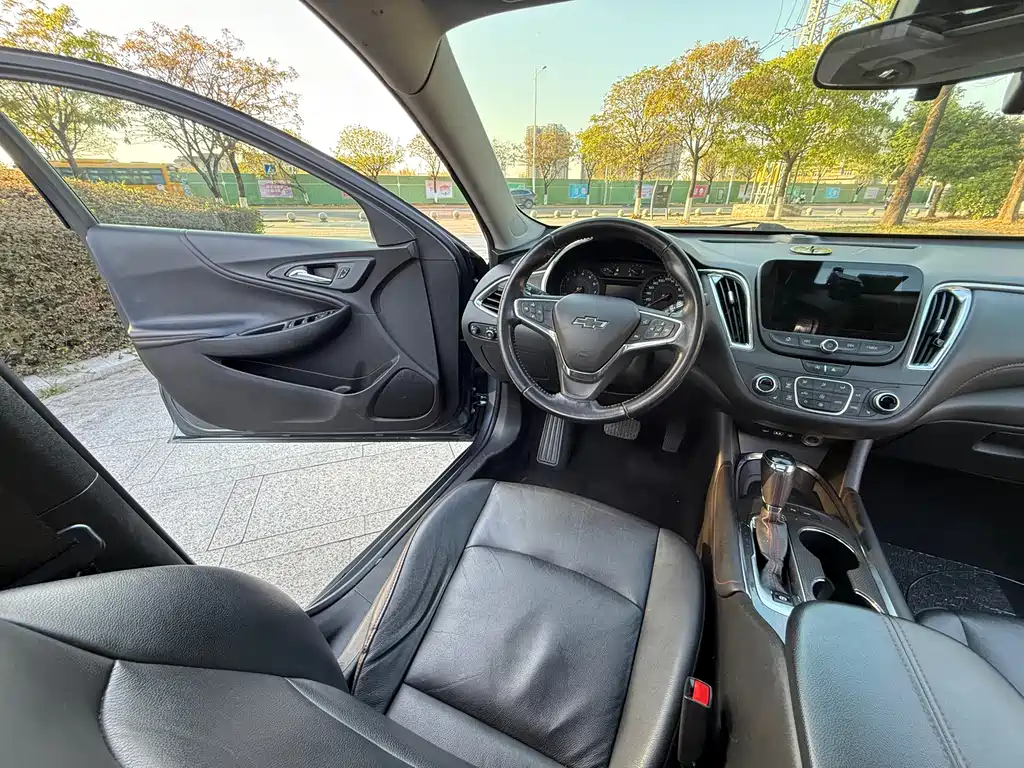 Malibu XL 2019 Redline 550T automatic sharp version купить на сайте DeffCars