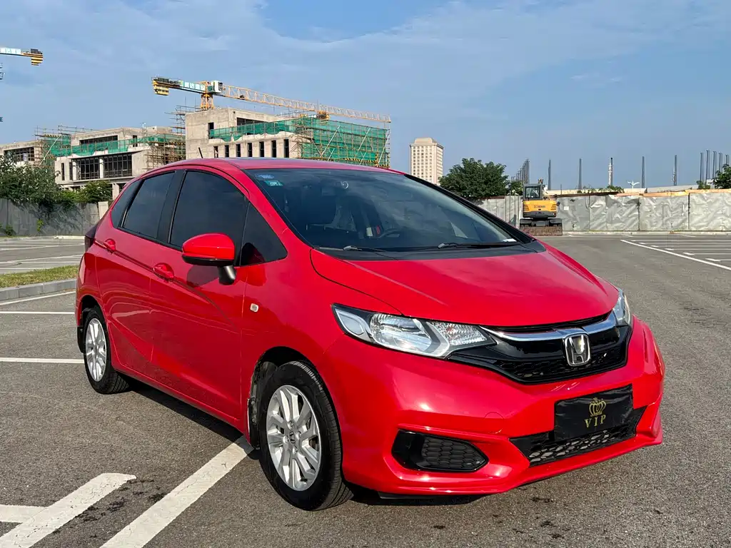 Fit 2018 1.5L CVT Comfort Sunroof Edition купить на сайте DeffCars