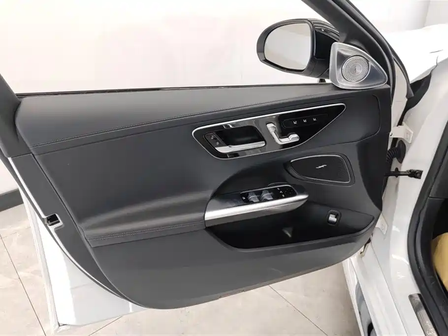 Mercedes-Benz C-Class 2022 facelift C 200 L sports version купить на сайте DeffCars