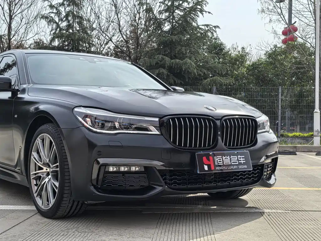 BMW 7 Series 2018 740Li xDrive Exclusive M Sports Package Black Flame Edition купить на сайте DeffCars