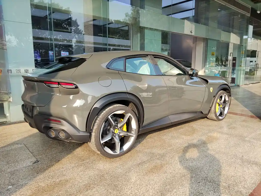 Purosangue 2023 6.5L V12 купить на сайте DeffCars