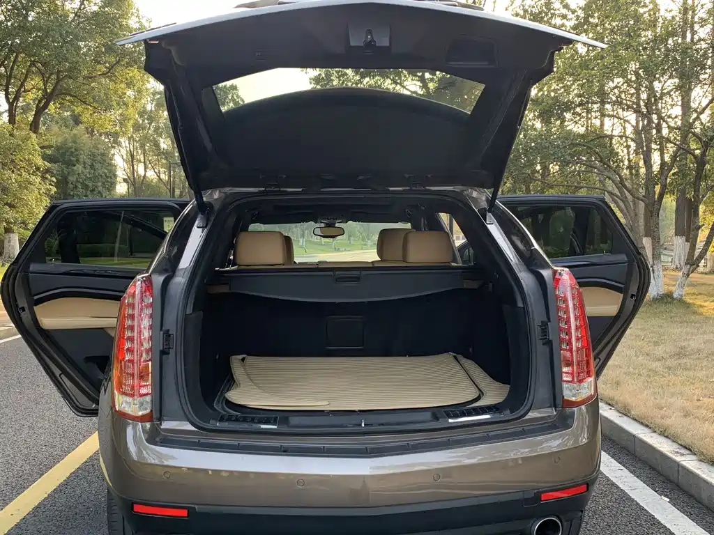 Cadillac SRX 2015 3.0L Elite купить на сайте DeffCars