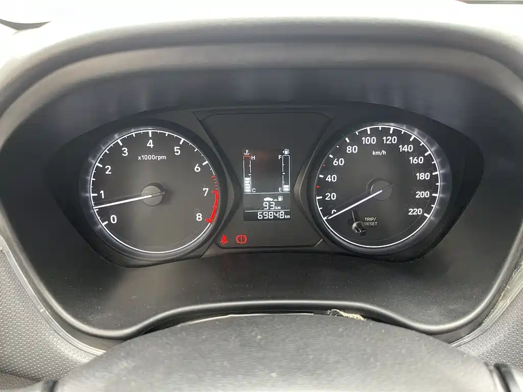 Reina 2020 1.4L manual GL refreshed version купить на сайте DeffCars