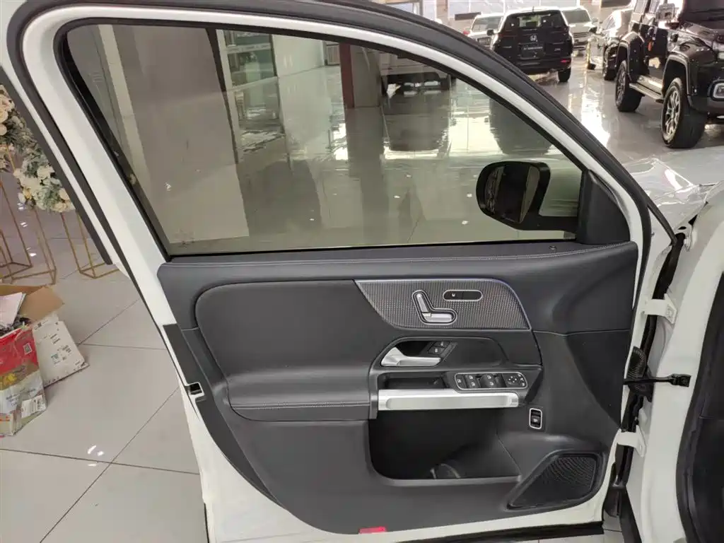 Mercedes-Benz GLB 2020 facelift GLB 200 fashion model купить на сайте DeffCars