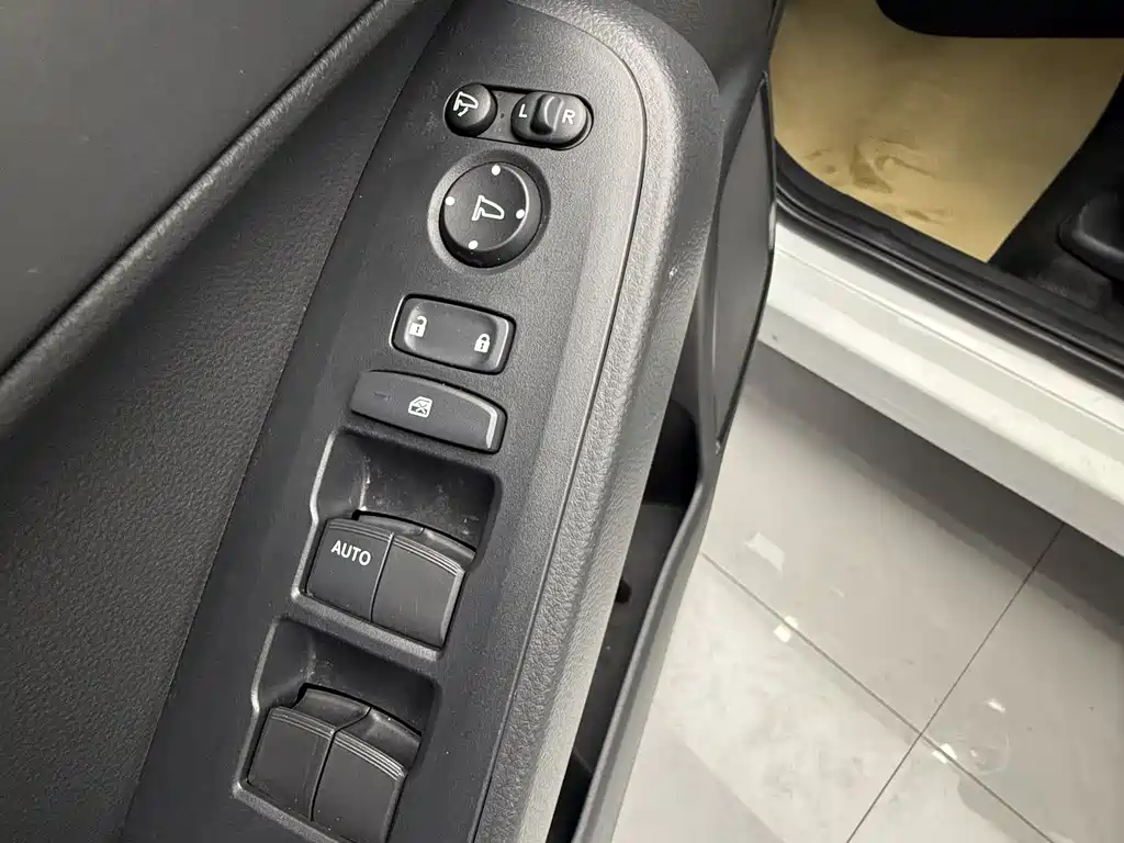 Binzhi 2023 1.5L CVT technology version купить на сайте DeffCars
