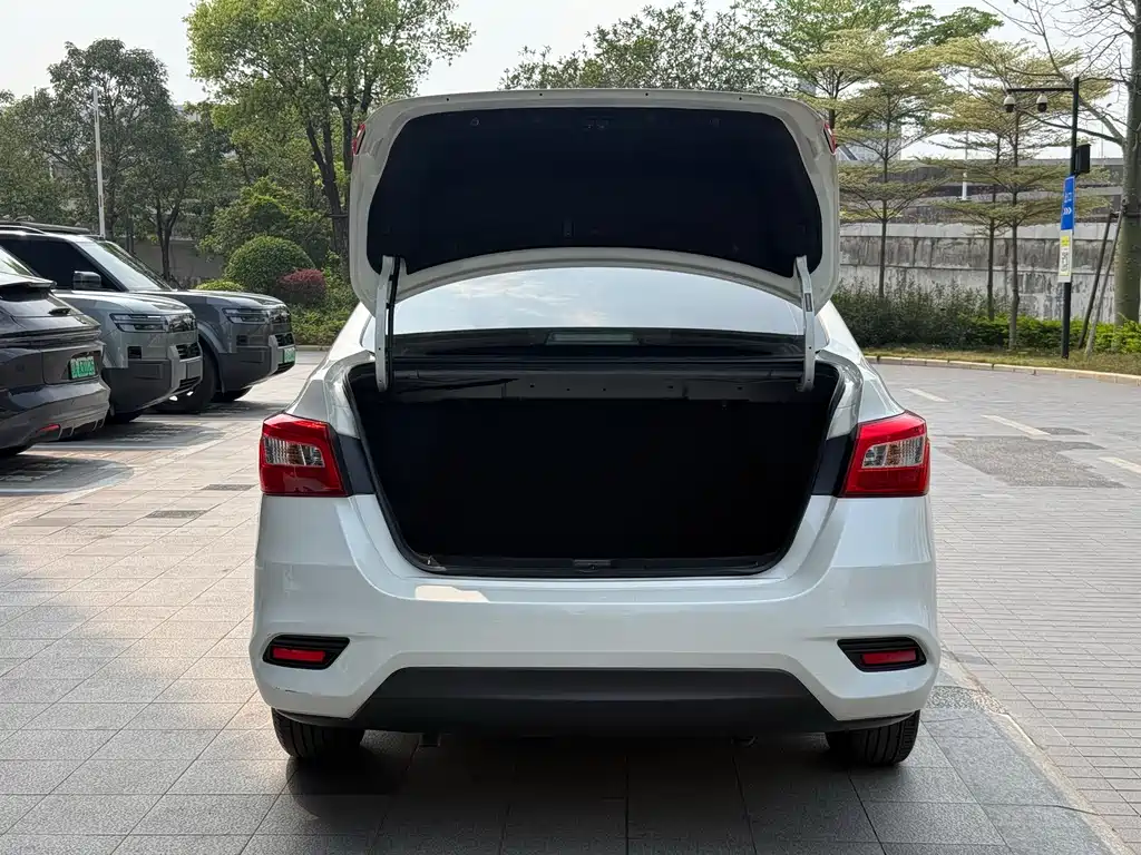 Sylphy 2022 Classic 1.6XE CVT Comfort Edition купить на сайте DeffCars