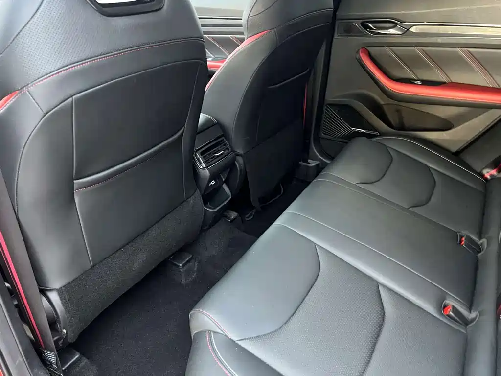 Emgrand S 2021 1.4T CVT luxury model купить на сайте DeffCars