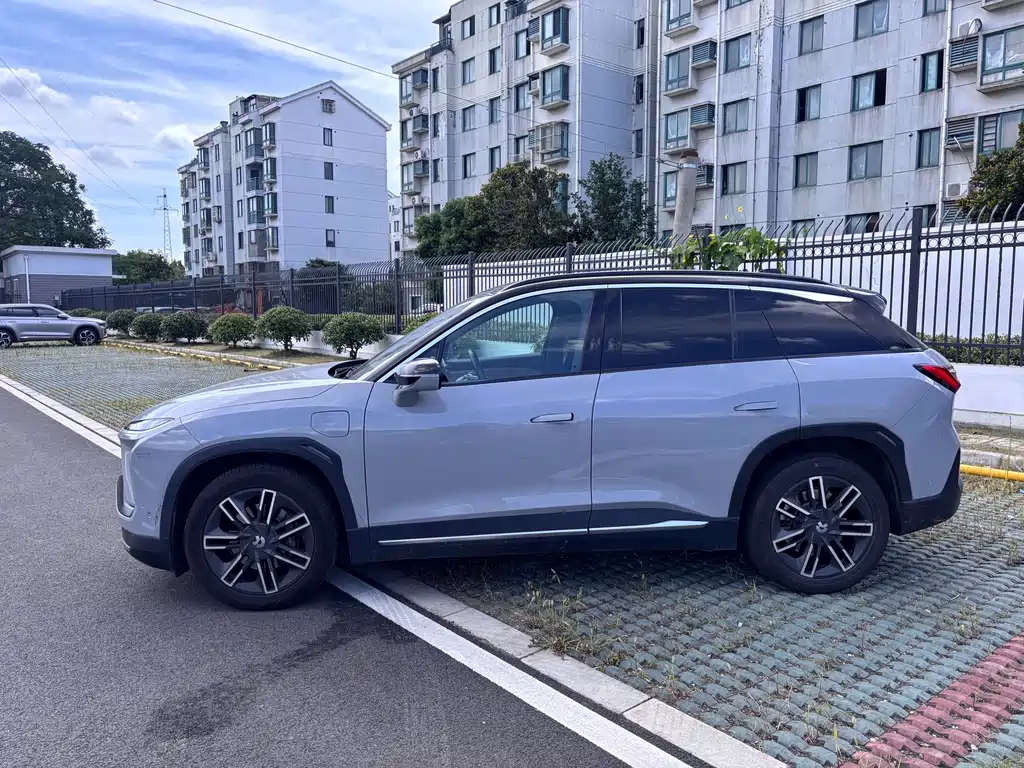 NIO ES6 2019 420KM Sports Edition купить на сайте DeffCars