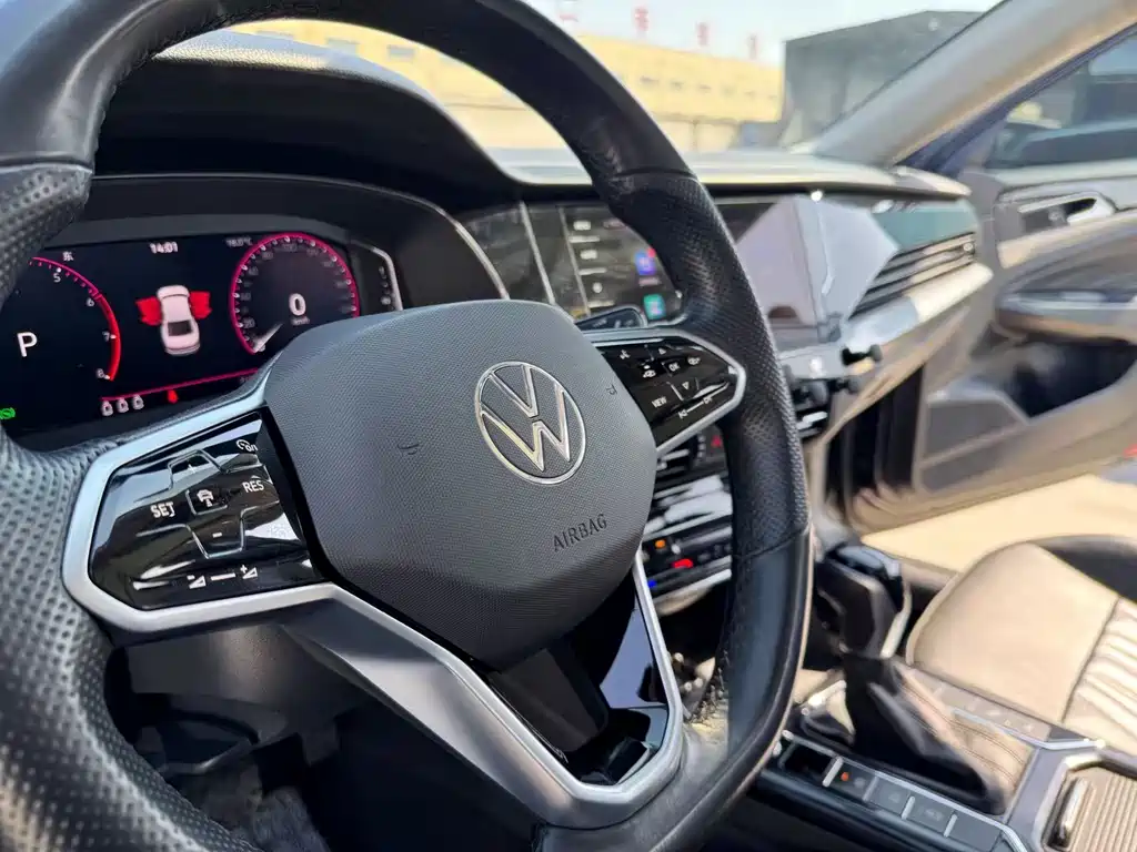 Passat 2022 330TSI Starry Sky Deluxe Edition купить на сайте DeffCars